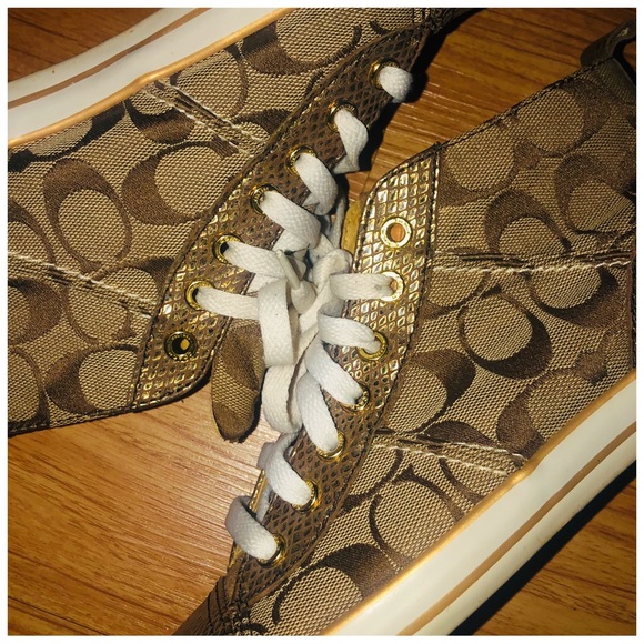 Coach Shoes size 8.5 - Picture 9 of 9